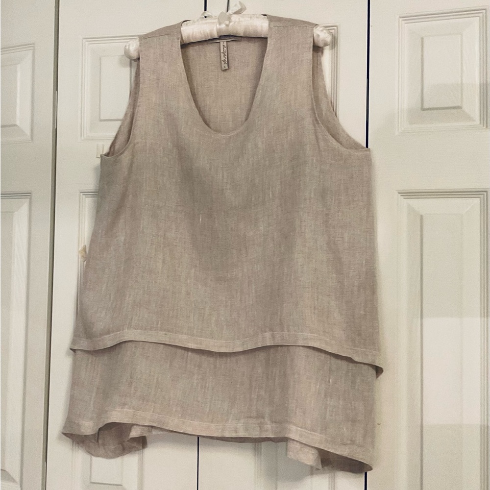 Elegant Sleeveless Layered  100% Linen size Large